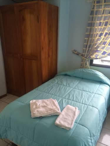 Hotel Salinas Puerto Ayora  Exteriör bild