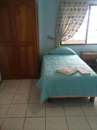 Hotel Salinas Puerto Ayora  Exteriör bild