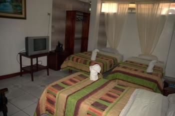 Hotel Salinas Puerto Ayora  Exteriör bild