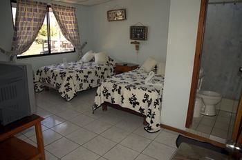 Hotel Salinas Puerto Ayora  Exteriör bild