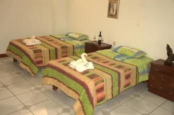 Hotel Salinas Puerto Ayora  Exteriör bild